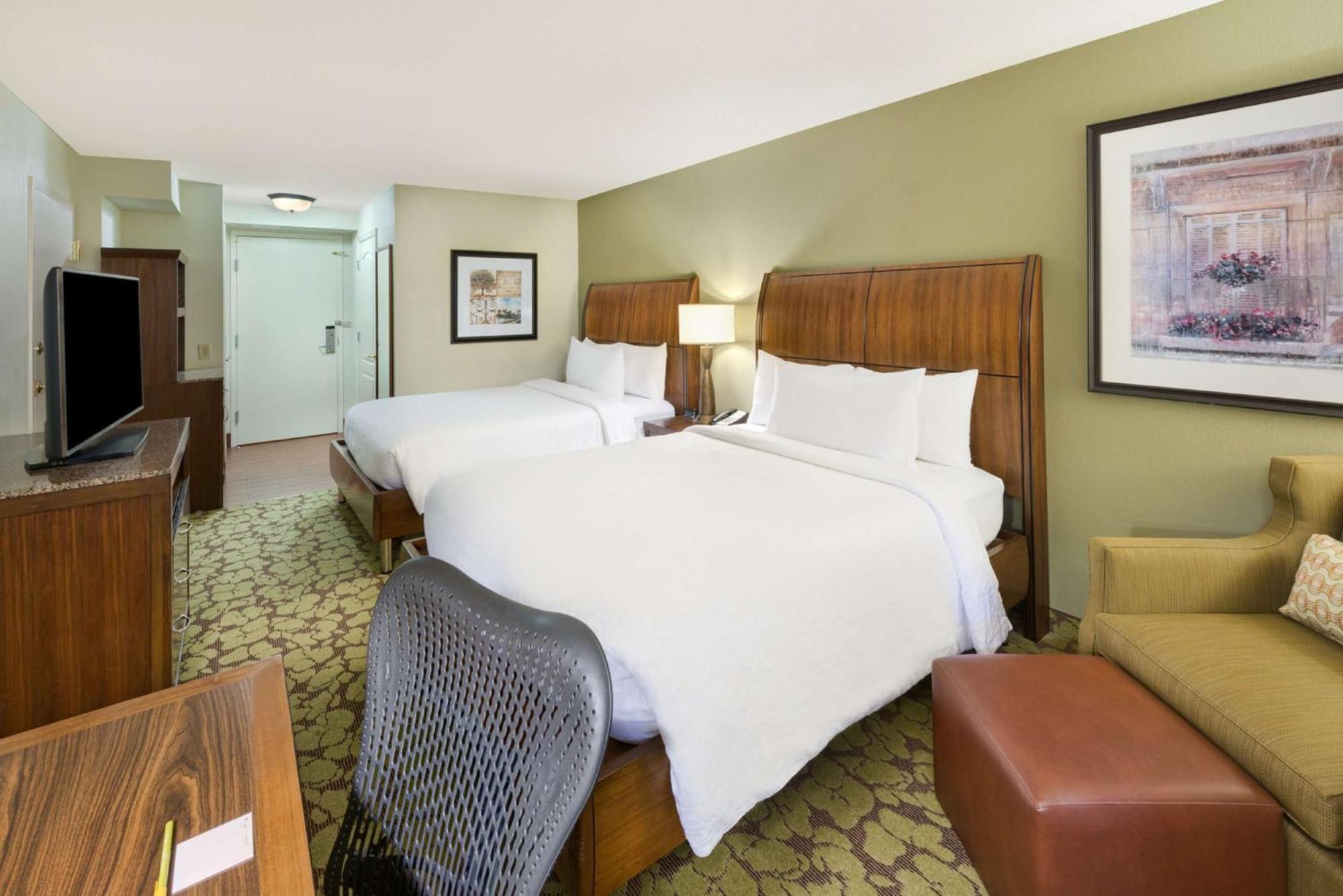 Hilton Garden Inn Atlanta North/אלפרטה מראה חיצוני תמונה