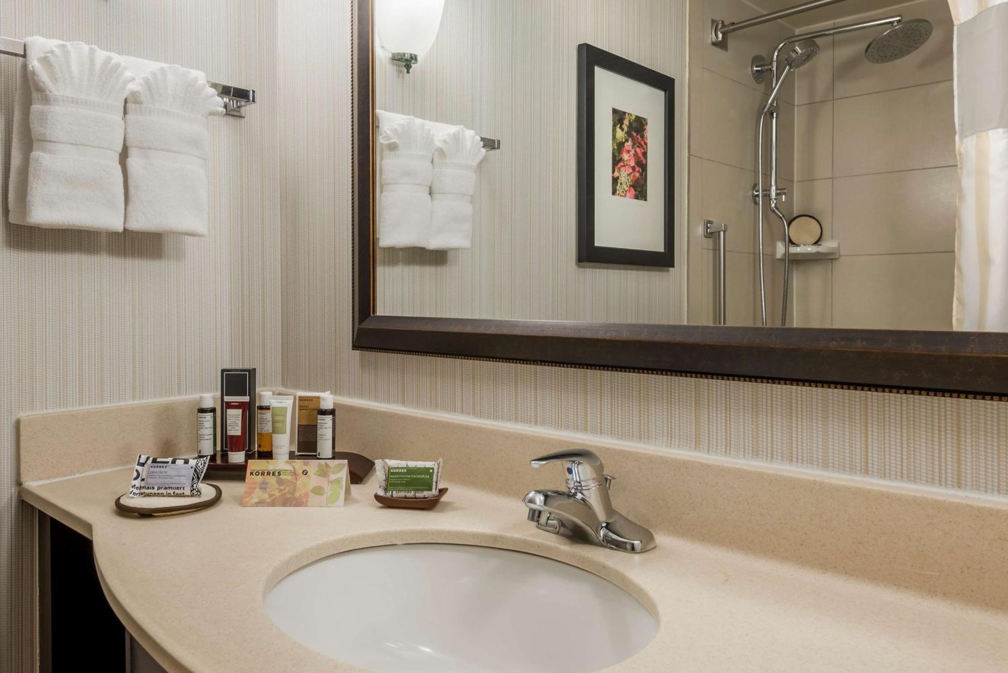 Hilton Garden Inn Atlanta North/אלפרטה מראה חיצוני תמונה