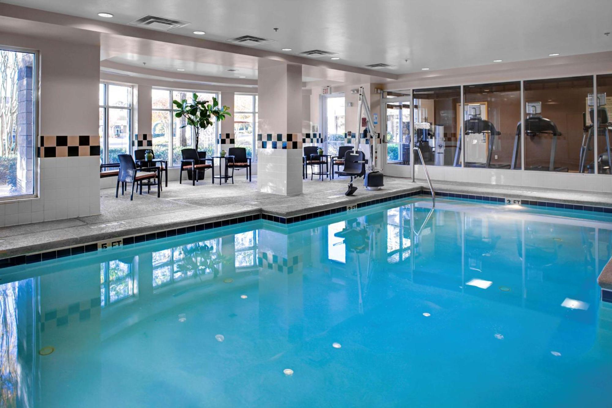 Hilton Garden Inn Atlanta North/אלפרטה מראה חיצוני תמונה