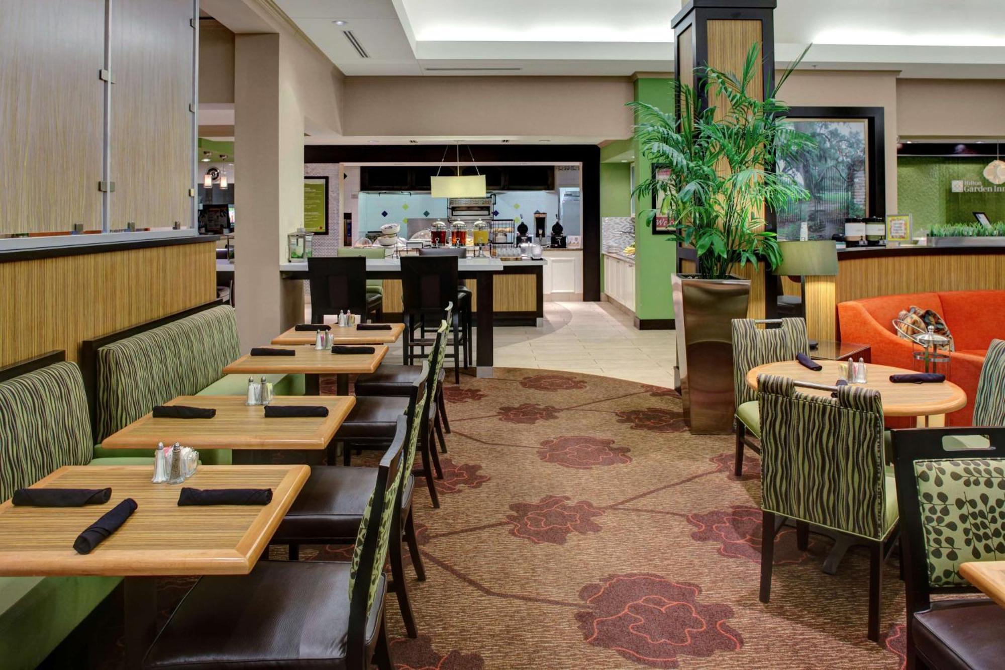 Hilton Garden Inn Atlanta North/אלפרטה מראה חיצוני תמונה