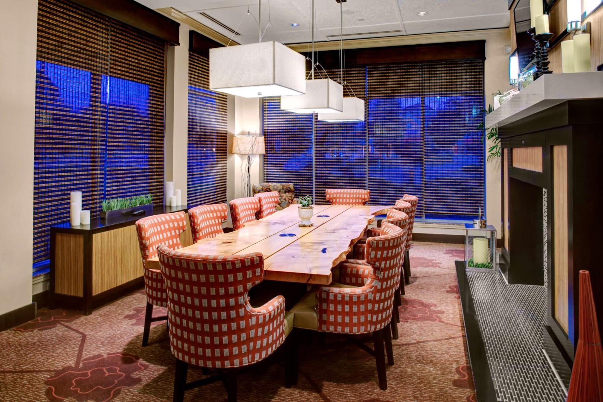 Hilton Garden Inn Atlanta North/אלפרטה מראה חיצוני תמונה