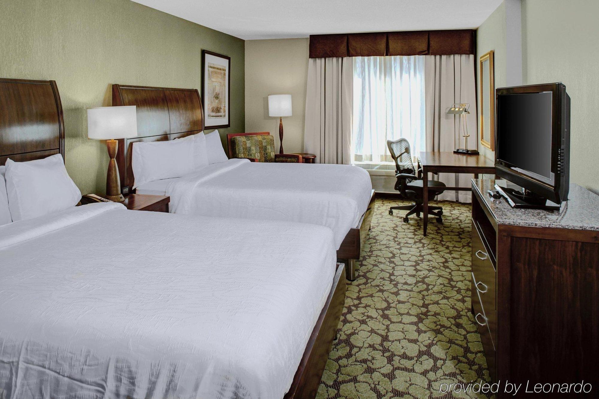 Hilton Garden Inn Atlanta North/אלפרטה מראה חיצוני תמונה